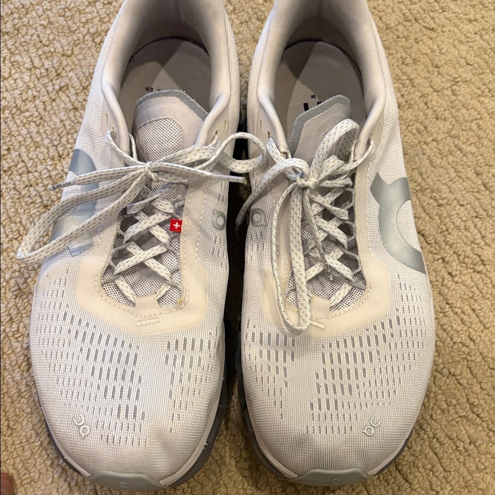 On Running Men's White and Gray Athletic Shoes